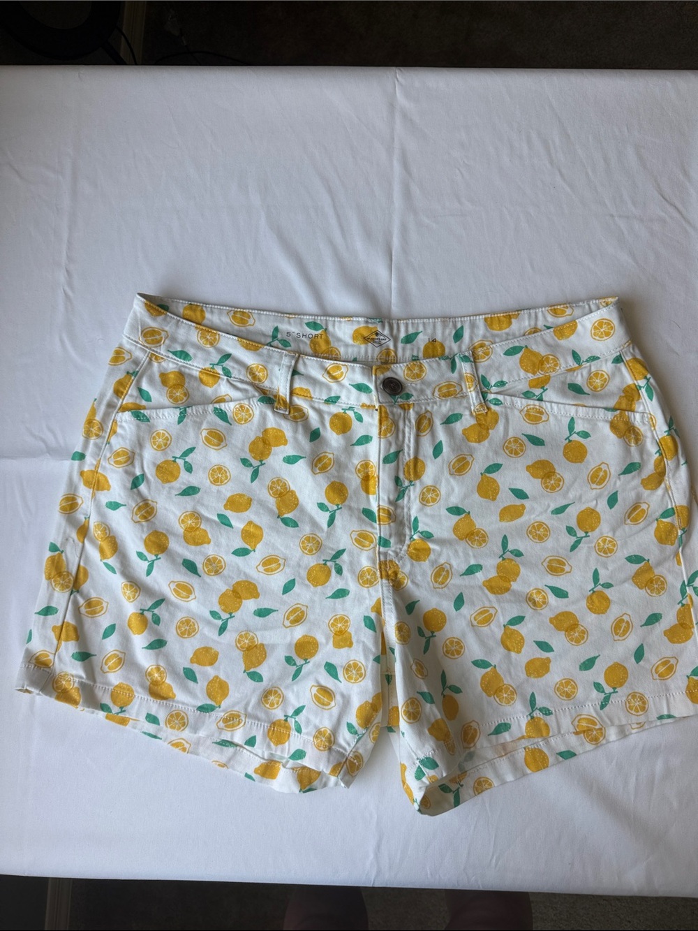 St. John's Bay White Lemon Print Shorts